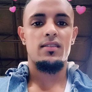 Meet your Posher, Dimis gregorio